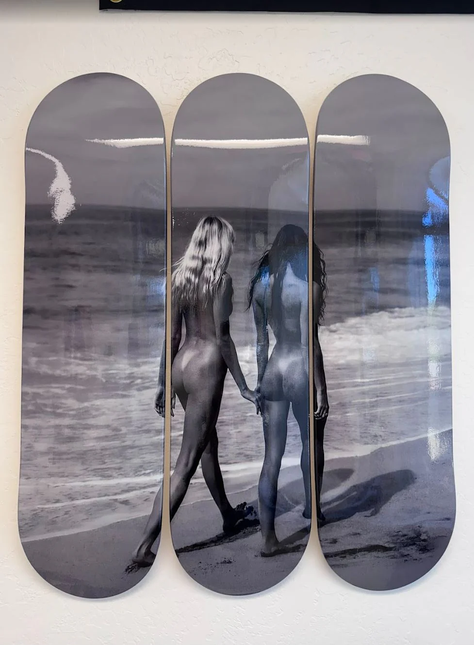 BEACH WALK B&W - Image 3